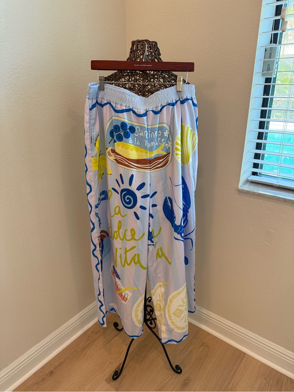 Graphic Beach Pant